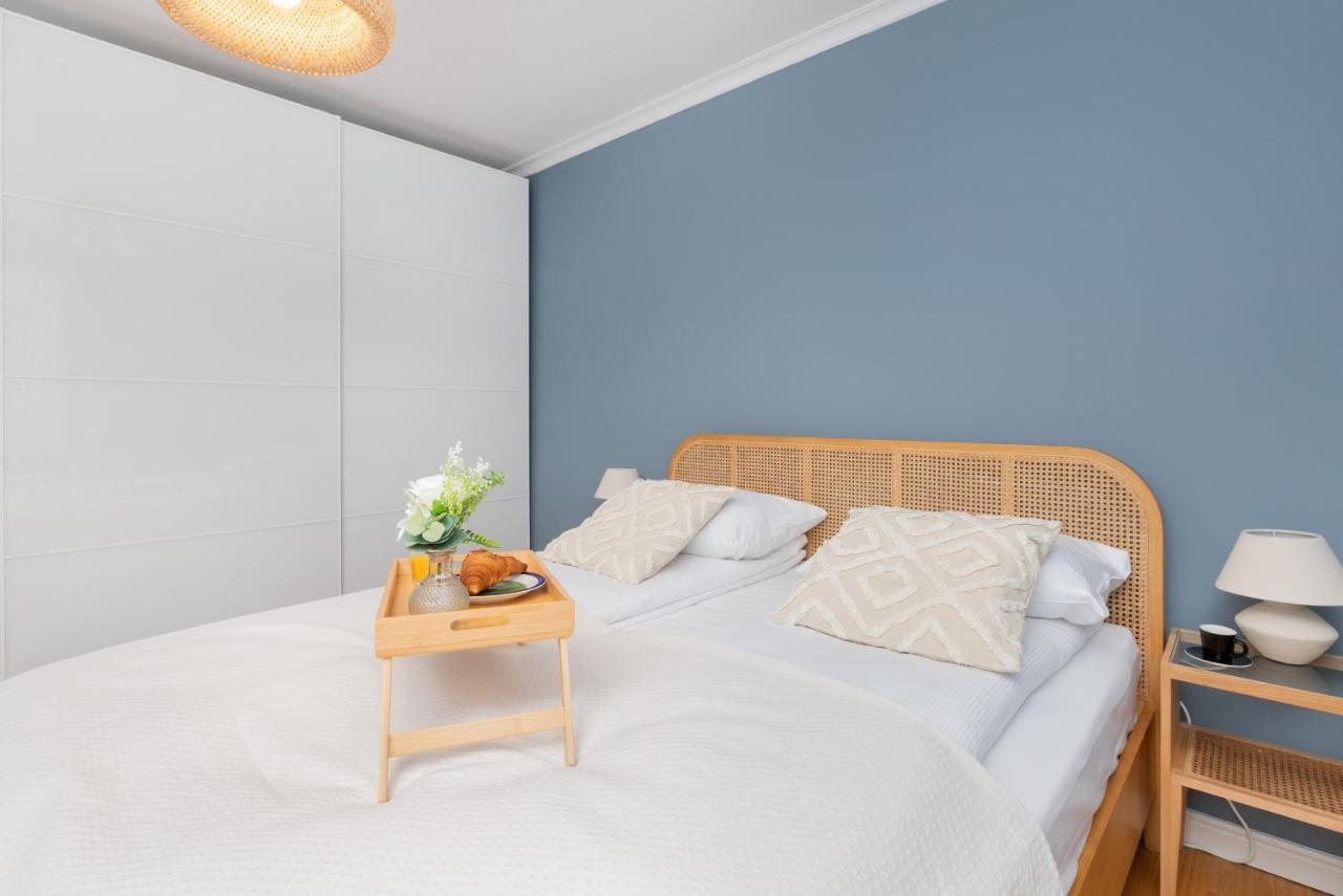 Cozy Pastel Two Bedroom Apartment In Central Gdynia By Noclegi Renters Eksteriør bilde